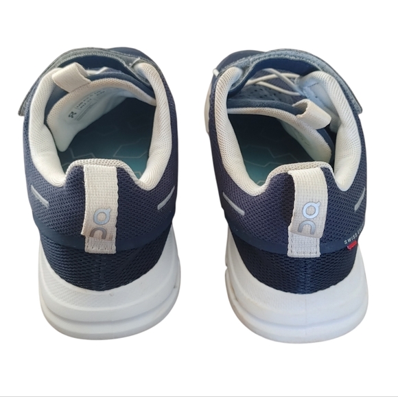 Kids On Cloud Play Midnight | White Sneaker - Picture 4 of 10